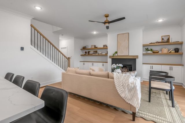 1001 Lauderdale Drive, Nicholasville, KY 40356