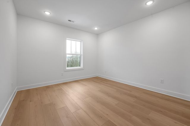 1001 Lauderdale Drive, Nicholasville, KY 40356