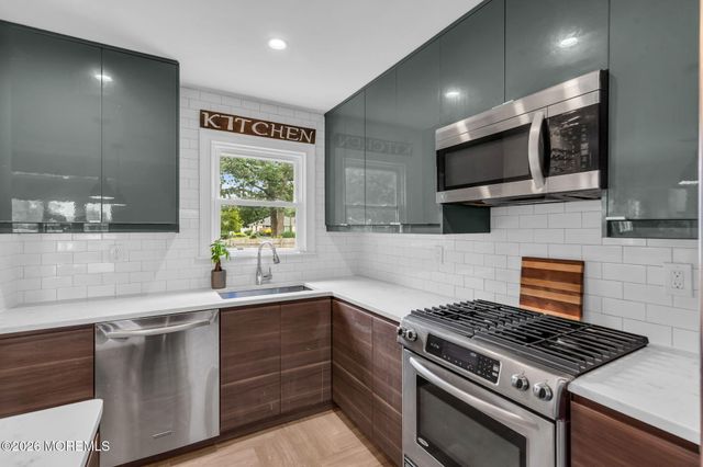 370 Lake Shore Drive, Brick, NJ 08723