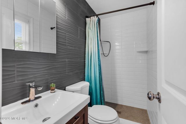 370 Lake Shore Drive, Brick, NJ 08723