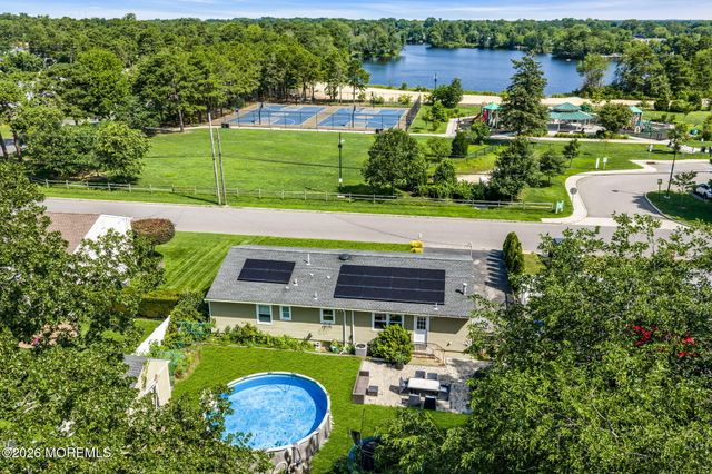 370 Lake Shore Drive, Brick, NJ 08723