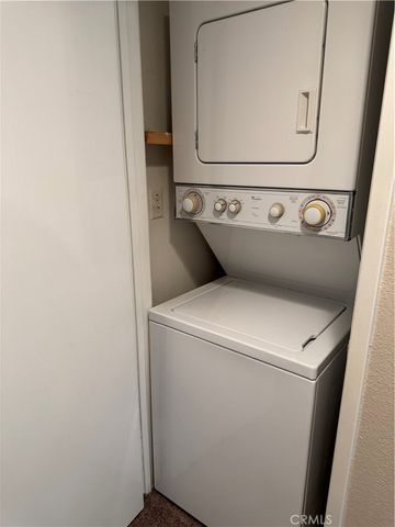 23709 Del Monte Drive 232, Valencia, CA 91355