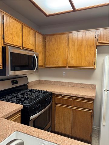 23709 Del Monte Drive 232, Valencia, CA 91355