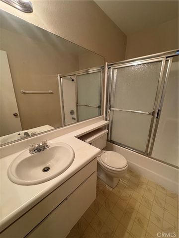 23709 Del Monte Drive 232, Valencia, CA 91355