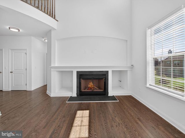 477 NEWLINS RD E, Easton, PA 18040