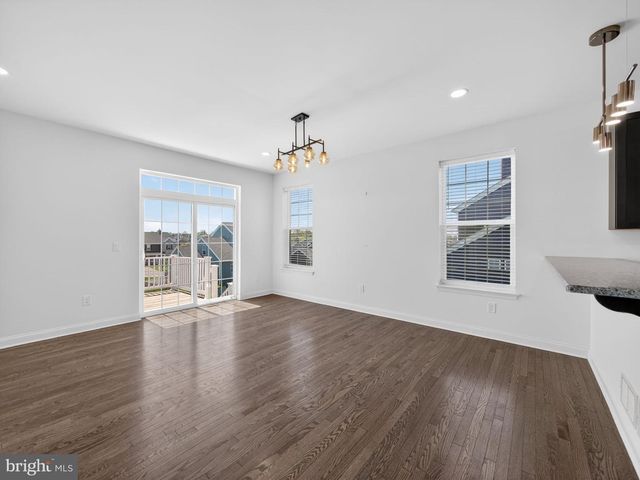 477 NEWLINS RD E, Easton, PA 18040