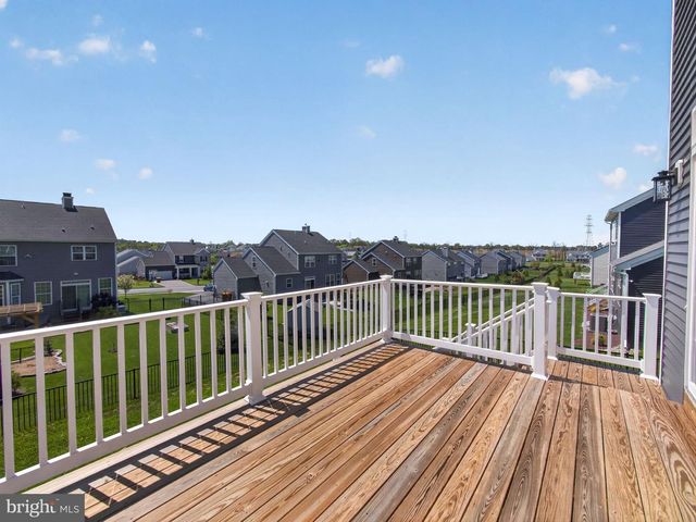 477 NEWLINS RD E, Easton, PA 18040