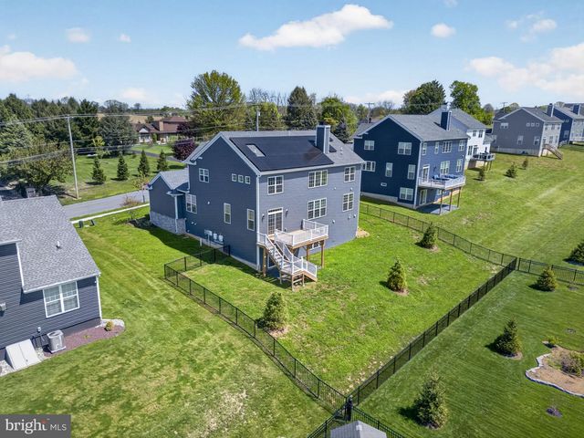 477 NEWLINS RD E, Easton, PA 18040