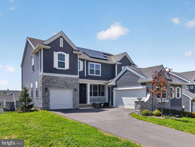 477 NEWLINS RD E, Easton, PA 18040