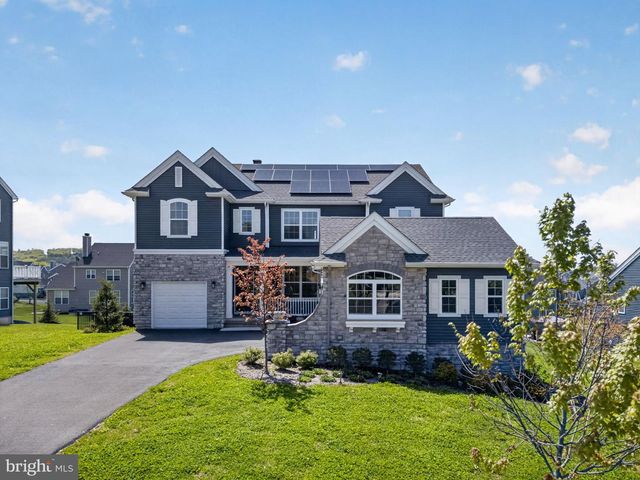 477 NEWLINS RD E, Easton, PA 18040