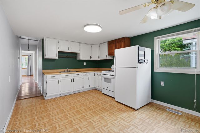 3124 Bessie Street, Auburn Hills, MI 48326