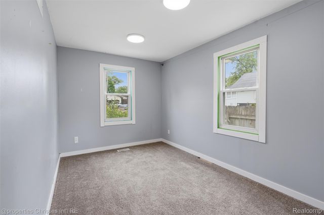 3124 Bessie Street, Auburn Hills, MI 48326