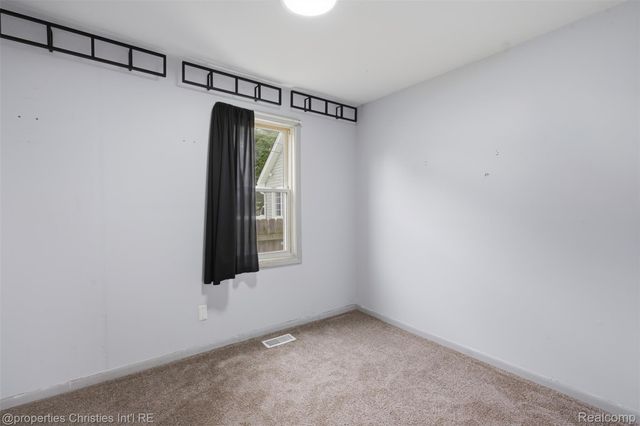 3124 Bessie Street, Auburn Hills, MI 48326