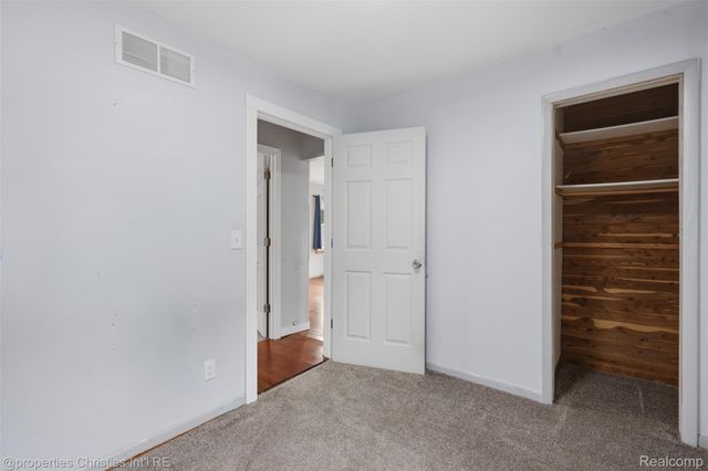 3124 Bessie Street, Auburn Hills, MI 48326