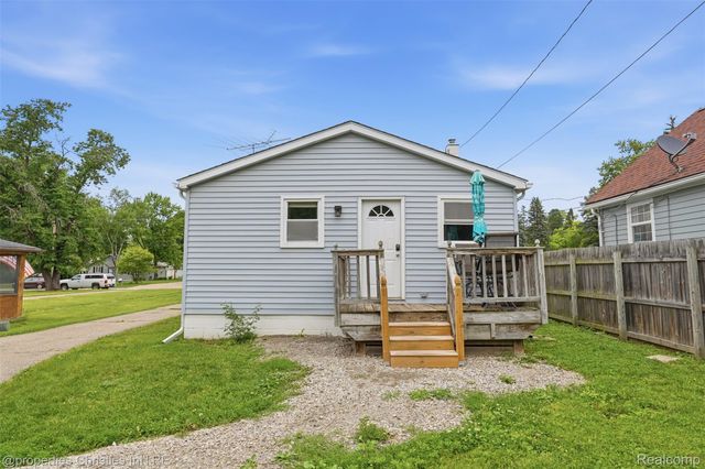3124 Bessie Street, Auburn Hills, MI 48326