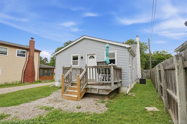3124 Bessie Street, Auburn Hills, MI 48326