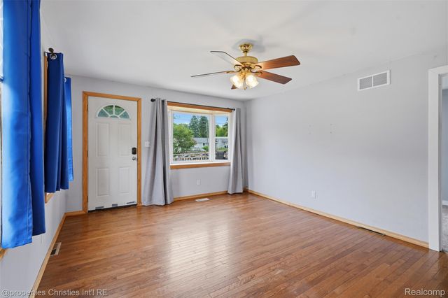 3124 Bessie Street, Auburn Hills, MI 48326
