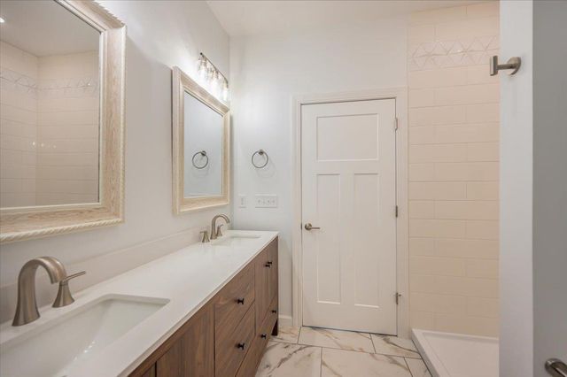 1802 E 8th St, Superior, WI 54880