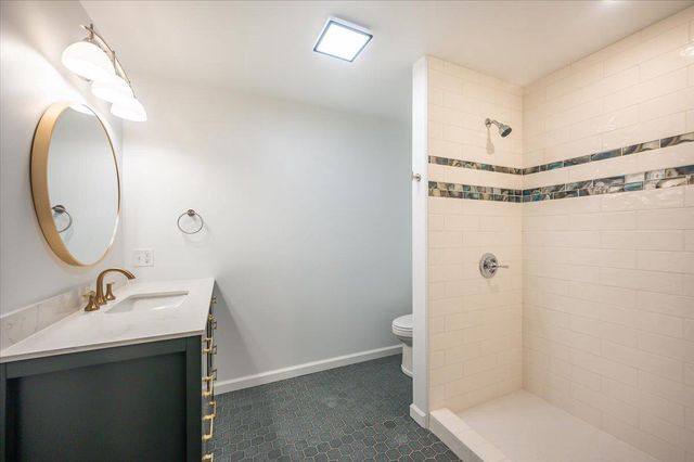 1802 E 8th St, Superior, WI 54880