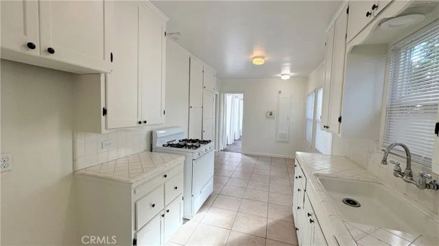 604 N Campus Avenue, Ontario, CA 91764