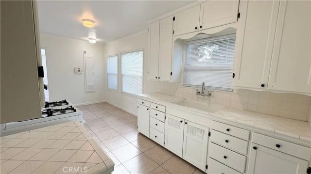 604 N Campus Avenue, Ontario, CA 91764