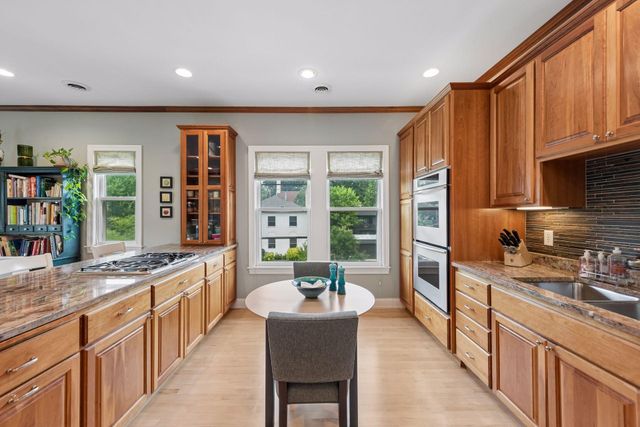 1766 Girard Avenue S 3, Minneapolis, MN 55403