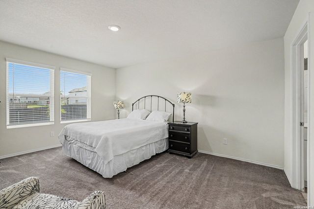 906 Crested Iris, New Braunfels, TX 78130