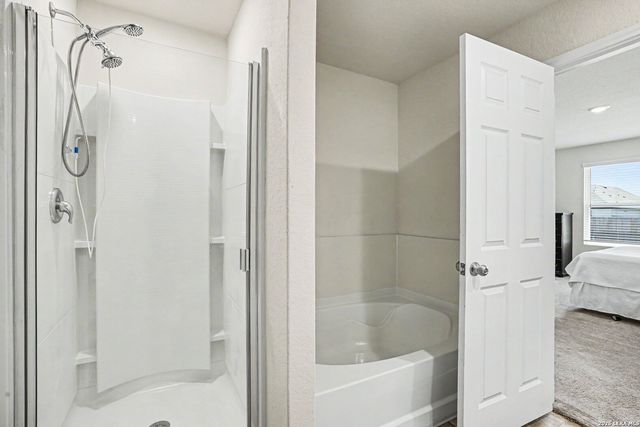 906 Crested Iris, New Braunfels, TX 78130