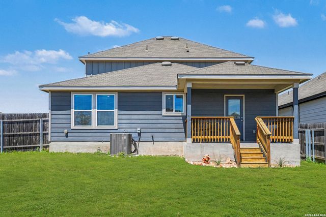 906 Crested Iris, New Braunfels, TX 78130
