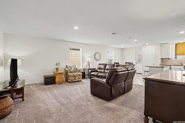 906 Crested Iris, New Braunfels, TX 78130
