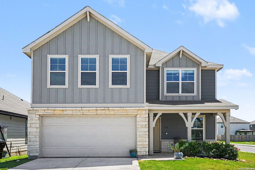 906 Crested Iris, New Braunfels, TX 78130