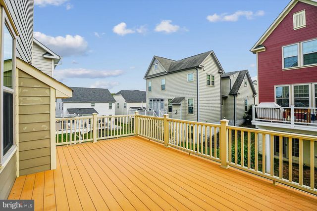 2365 HARMSWORTH DR, Dumfries, VA 22026