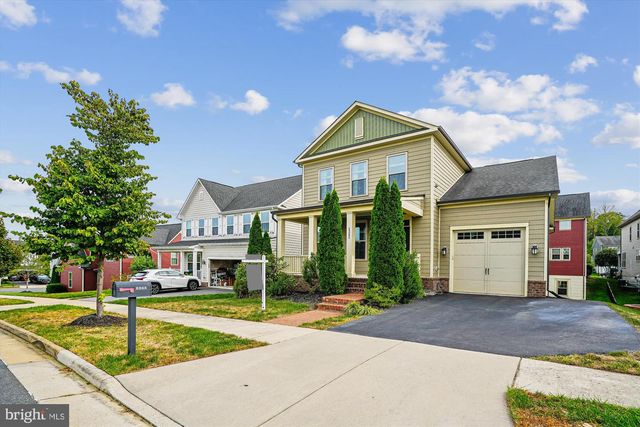 2365 HARMSWORTH DR, Dumfries, VA 22026