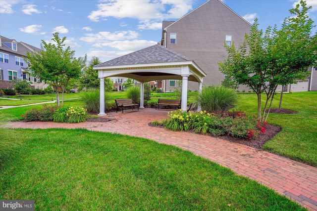 2365 HARMSWORTH DR, Dumfries, VA 22026
