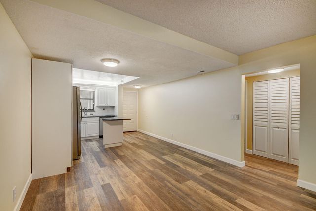 890 N Federal Highway 103, Lantana, FL 33462