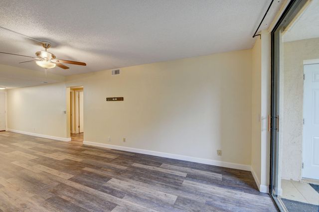 890 N Federal Highway 103, Lantana, FL 33462