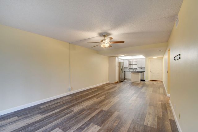 890 N Federal Highway 103, Lantana, FL 33462