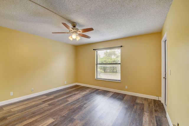 890 N Federal Highway 103, Lantana, FL 33462