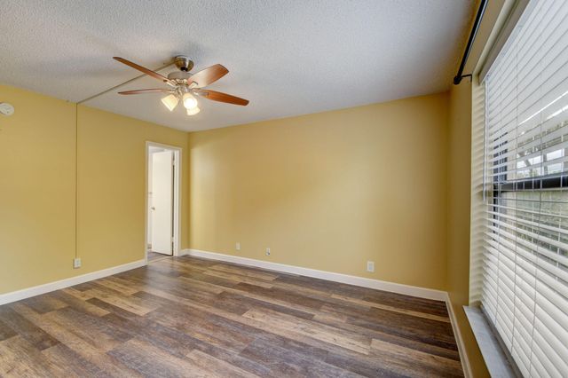 890 N Federal Highway 103, Lantana, FL 33462