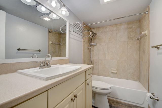 890 N Federal Highway 103, Lantana, FL 33462