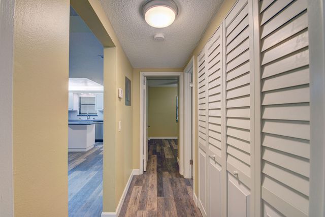 890 N Federal Highway 103, Lantana, FL 33462