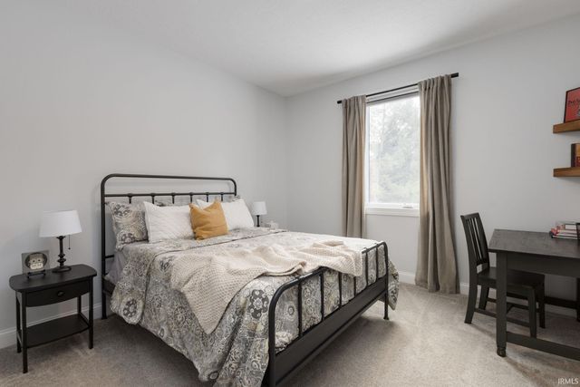 4604 Pier Ct Unit 79, South Bend, IN 46628