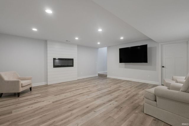 4604 Pier Ct Unit 79, South Bend, IN 46628