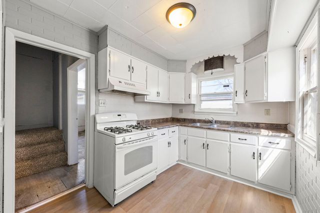 803 1st Avenue, Joliet, IL 60433