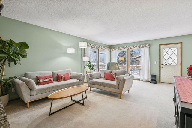 13113 Grand Avenue, Burnsville, MN 55337