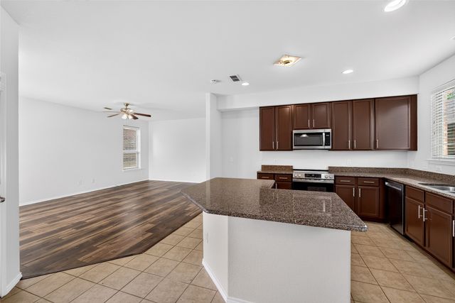 3800 Camino Real Trail, Denton, TX 76208