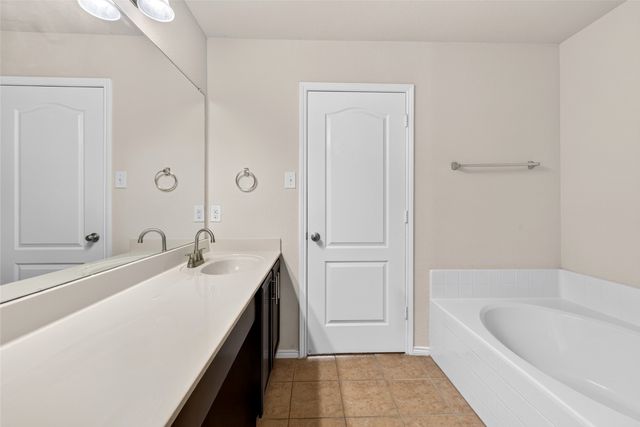 3800 Camino Real Trail, Denton, TX 76208