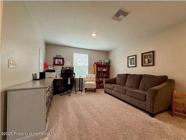 6270 Airmont Drive, Spring Hill, FL 34606