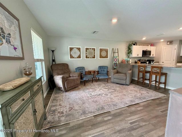 6270 Airmont Drive, Spring Hill, FL 34606