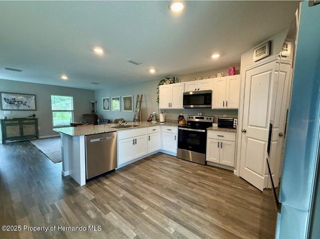 6270 Airmont Drive, Spring Hill, FL 34606